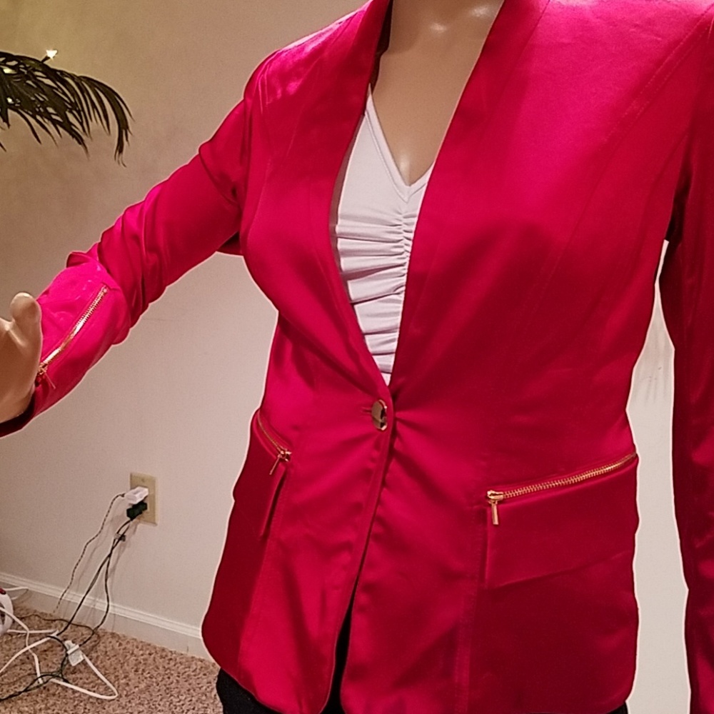 Cache Red Satiny Jacket - Picture 2 of 7